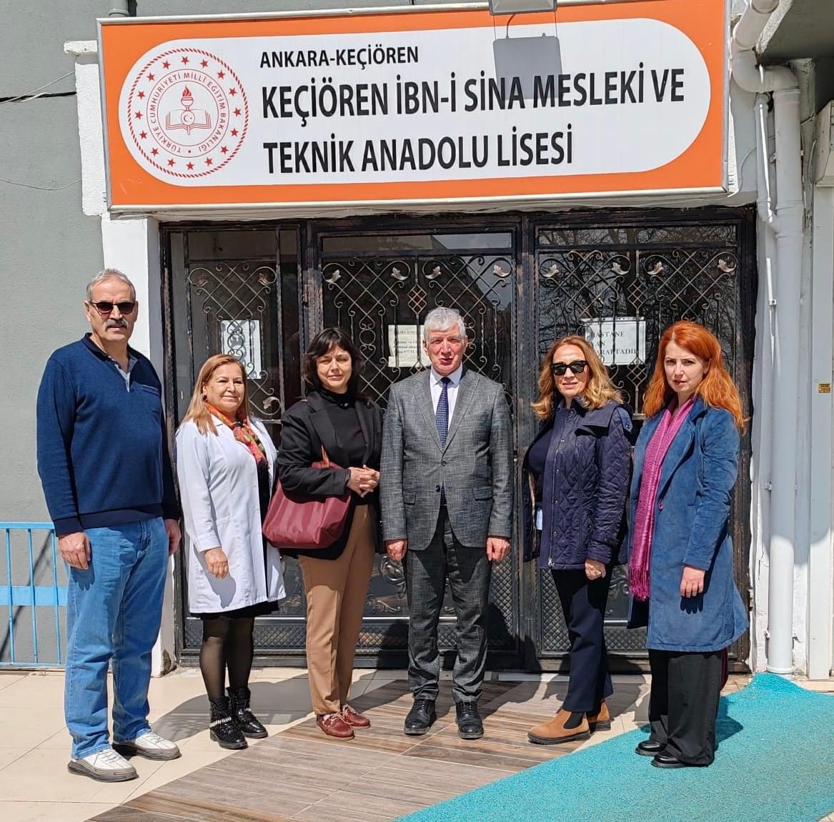 Her Dokunuş, Güçlü Bir Gelecek: Keçiören İbn-i Sina Mesleki ve Teknik Anadolu Lisesi Kütüphanesi Yenileniyor